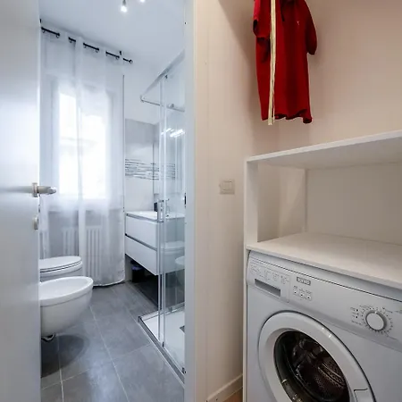 Con Terrazzo Alle Porte Di *