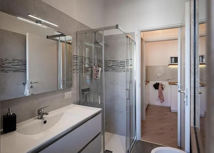 Con Terrazzo Alle Porte Di