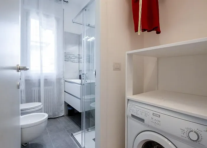 Con Terrazzo Alle Porte Di *