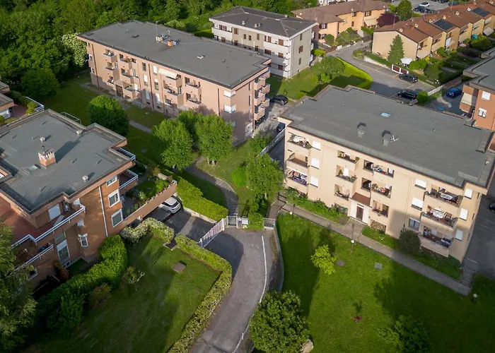 Con Terrazzo Alle Porte Di